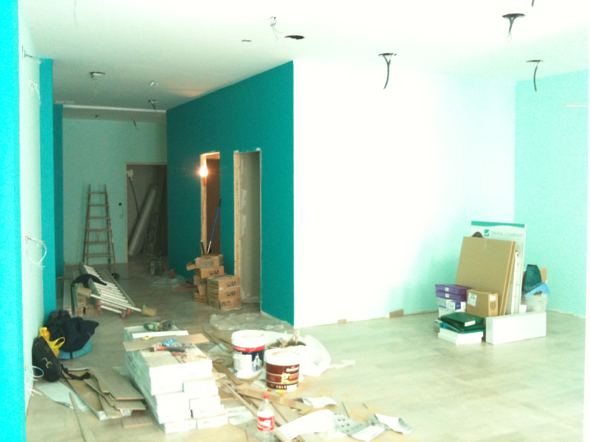 Fase de adecuación interior del local.